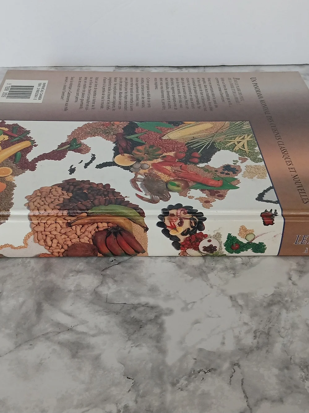 Tout le Monde à Table! Livre de recettes relié | Cuisine du monde - Picture 7 of 7